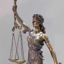 Пьем до потери адекватности за сообщество адвокатское