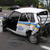 Грузовик раздавил сидящих в засаде гаишников