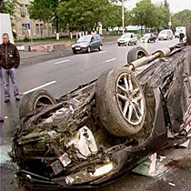 Скандал: медиков, спасавших Пелиха обвиняют в расизме