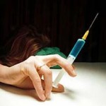 Наркоманов решено лечить героином