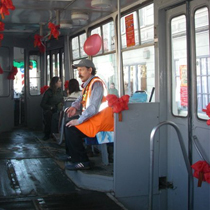Трамвайные билетики можно обменять на подарки 