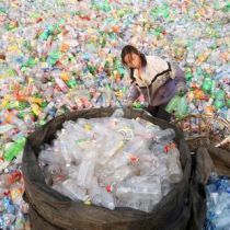 В Австралии запретили пластиковые бутылки