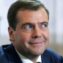 Медведева признали богом. Коронация – уже прошлый век?