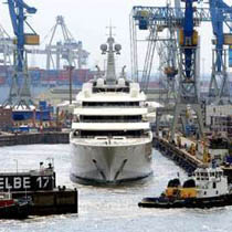 Роман Абрамович отказался забирать свою яхту стоимостью в 400 миллионов долларов