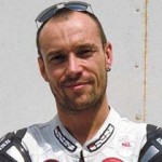 Погиб всемирно известный мотогонщик, выиграв гонку (ФОТО)
