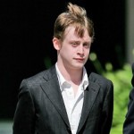 Звезда фильма "Один дома" Маколей Калкин везет в Киев свою украинскую подружку
