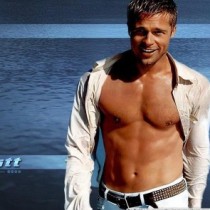 У Брэда Питта украли интимные снимки. Джоли и Энистон в шоке