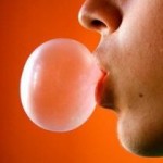 Мифы и факты о жевательной резинке 