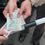 Украинских водителей не будут заставлять менять права