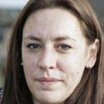 Из-за статуса на Facebook уволили сотрудницу банка