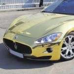 По Одессе колесит единственная в мире золотая Maserati 