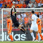 Евро-2008: гол престижа "авансом" от Нистлроя (видео гола)