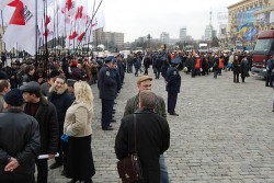 Харьковчане встретили премьера митингами протеста