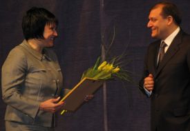Янукович передал харьковским регионалам письменные благодарности через Добкина