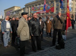 Рабочие завода Шевченко собрались отбивать кому-нибудь руки