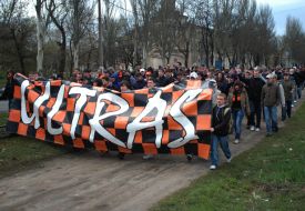 Пасхальное шествие донецких фанатов
