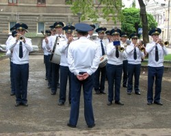 Летчики спецшколы ВВС в день юбилея вспомнили свою юность