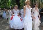 Невесты Харькова искали себе женихов среди динозавров