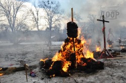 Масленица на Харьковщине: всеукраинское чучело, животный аукцион и очищение огнем 