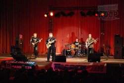 Харьковчане согласны пить с россиянами «за газ»