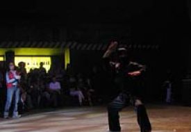 Митинг коммунистов разогнал ниндзя