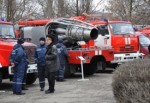 В Харькове прошел парад спецтехники МЧС