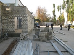 «Харьковгорлифт» строит новый завод