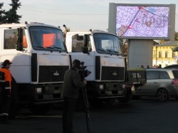 Добкин и Аббасов устроили на площади «оранжевую революцию»