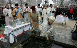 В Харькове прошел обряд Крещения