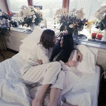 Тайны постельной жизни Джона Леннона (ФОТО)