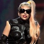 Lady Gaga,браслет,благотворительность