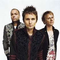 MUSE везут в Киев восемь фур техники и личных поваров