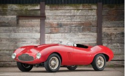 1954 Aston Martin DB2/4 Competition Spider - €672 000