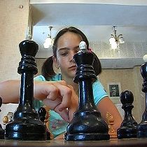 день шахмат