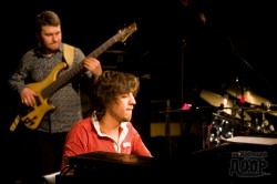 В арт-клубе PINTAGON «баловались» с кофе, зеленой лошадью и волшебниками