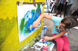 Второй StreetArtFest в Харькове стартовал с трафарет-акции