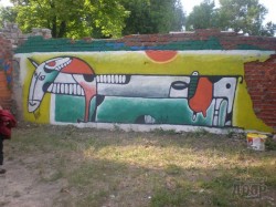 В парке «Юность» разукрасили замок