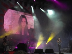 Многотысячная толпа Печенежского поля хором звала Ламу (ФОТО)