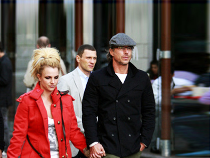 бритни спирс,киев,прогулка