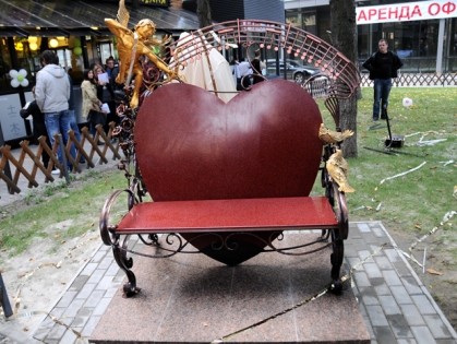 харьков,источник любви,стекляшка,якитория