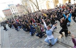 Львовская арена: мегакарнавал, огненный дракон и Руслана-гусар