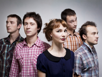 Белый контрабас помог группе Pur:Pur снять видео