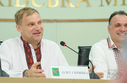 Олег Скрипка: «Мрію аби писанки і вишиванки замінили іржаві воєнні машини назавжди…»
