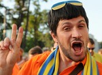Иностранным гостям в Харькове нравится дегустировать самогон