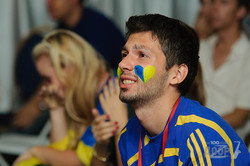 Харьковская фан-зона во время матча Украина-Англия