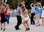 Гости фестиваля «Карибская жара» станцевали зажигательную сальсу