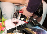 Виноделы из Франции провели дегустацию в салоне In Vino