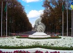 Делегация из Европы покаталась с мэром на Колесе обозрения