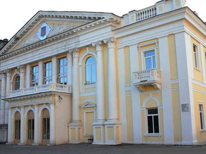 Харьковская филармония поздравила мужчин с праздником