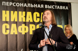 В Харькове открылась выставка Никаса Сафронова